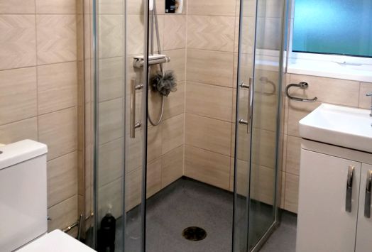 bathroom tiling
